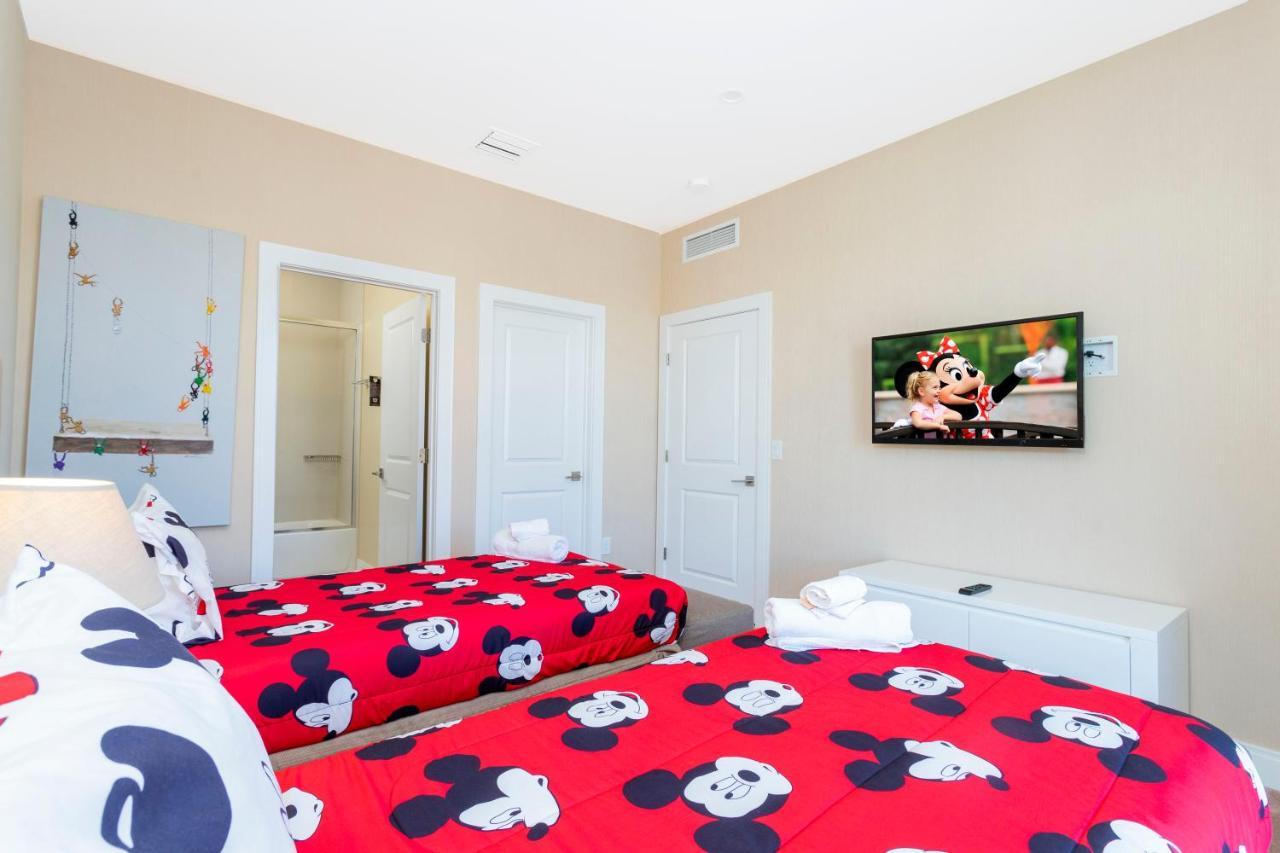 Stunning 4 Bd Close To @ Magic Village 3247 * Orlando