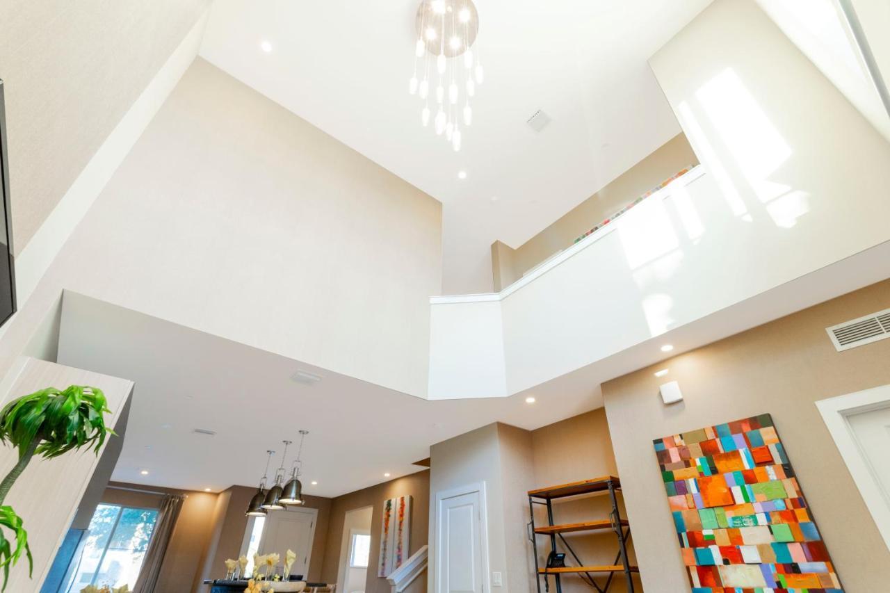Stunning 4bd Close To @ Magic Village 7614 Orlando
