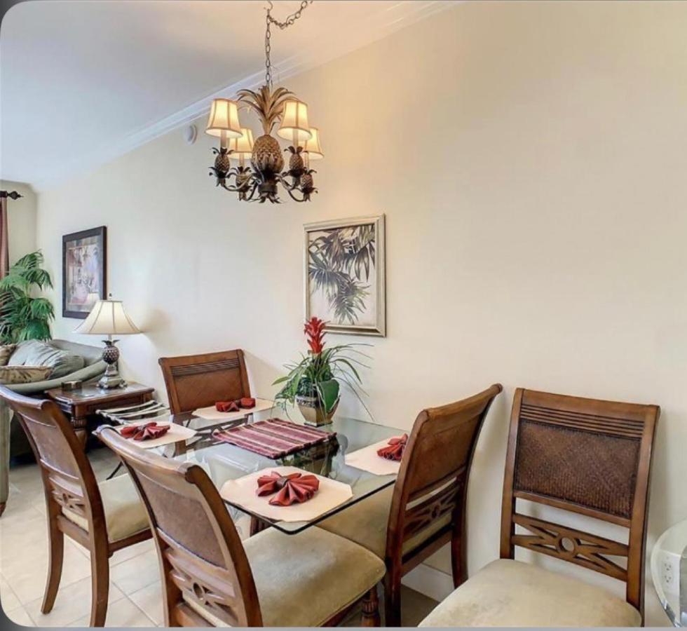 Apartment Disney 1 Mile , Blue Heron 1 Room 2 Bath,Amenities,6 Guests, Walk To Restaurants, No Fees At Check In