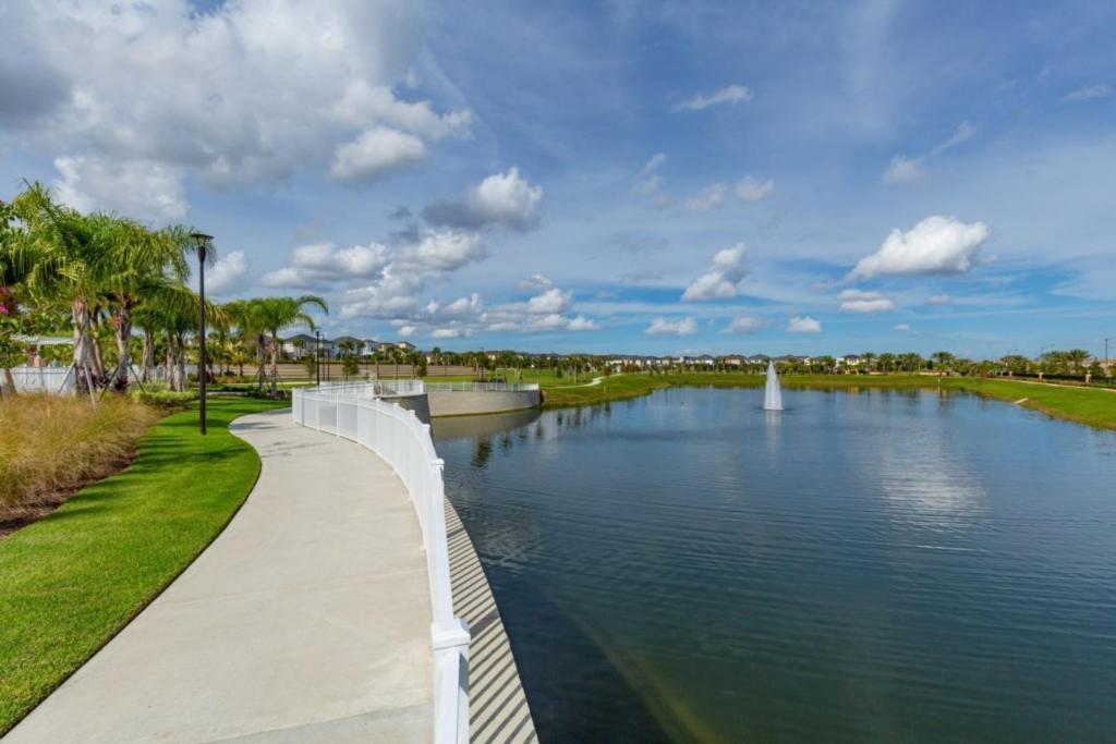 5 Bedrooms - 5,5 Bathrooms - Solara 1620 Hg