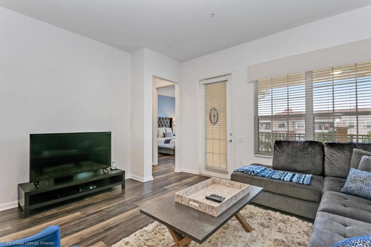 Beautiful Modern Vista Cay Condo, Near Parks-2011 Apartment
