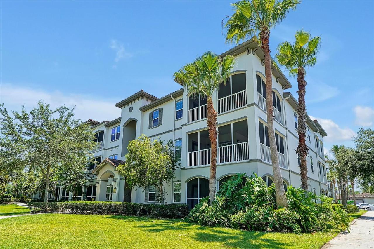 Apartment Loftly Luxury: Modern Oasis Near Disney With Pool And Lake Views Orlando
