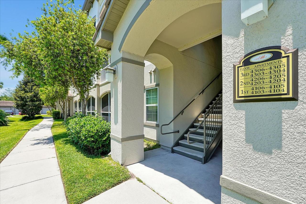 Apartment Loftly Luxury: Modern Oasis Near Disney With Pool And Lake Views Orlando