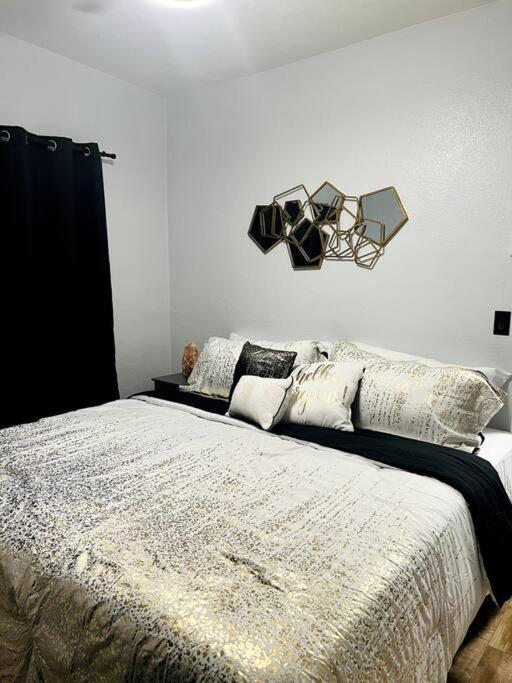 3bdrm Near Fairground, Downtown & Universal Holiday home *