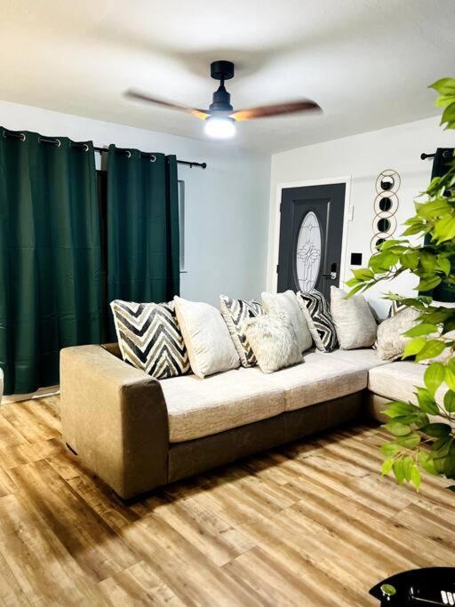 3bdrm Near Fairground, Downtown & Universal Holiday home Orlando