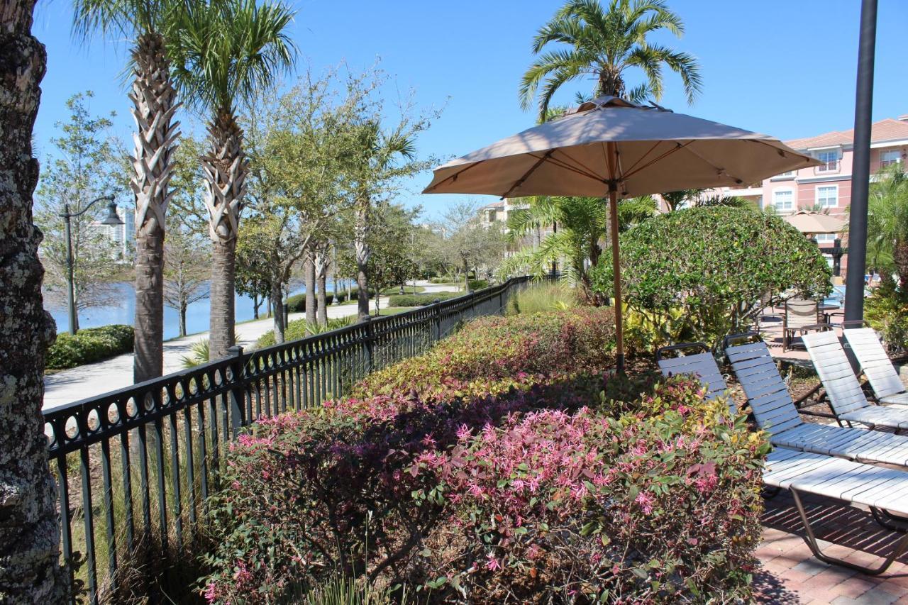 210 Universal Convention Center Holiday home