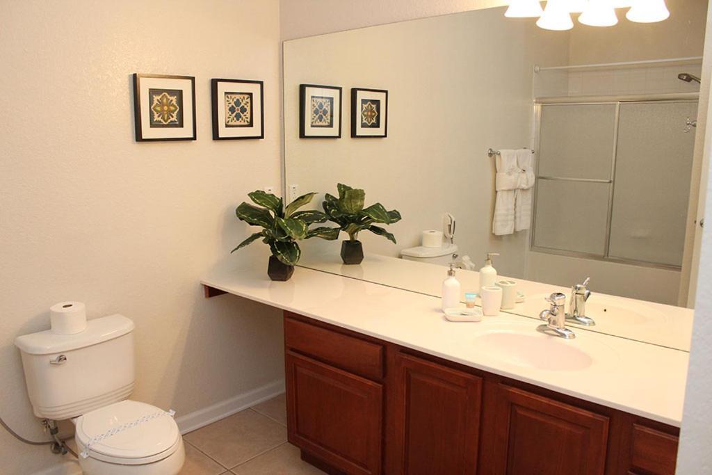 210 Universal Convention Center Holiday home *