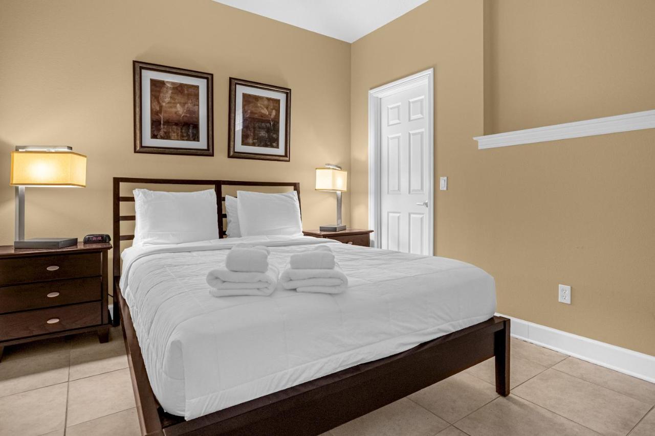 8543 - 4br World Vacation Townhome Orlando