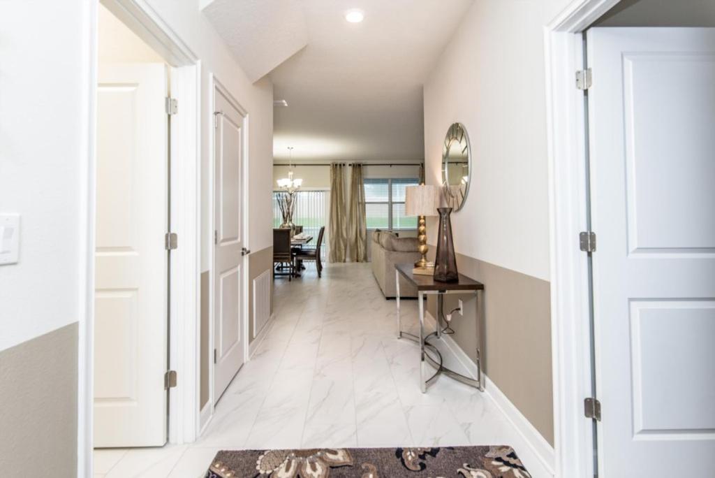 Enchanting Escape Private Pool Games Holiday home Orlando