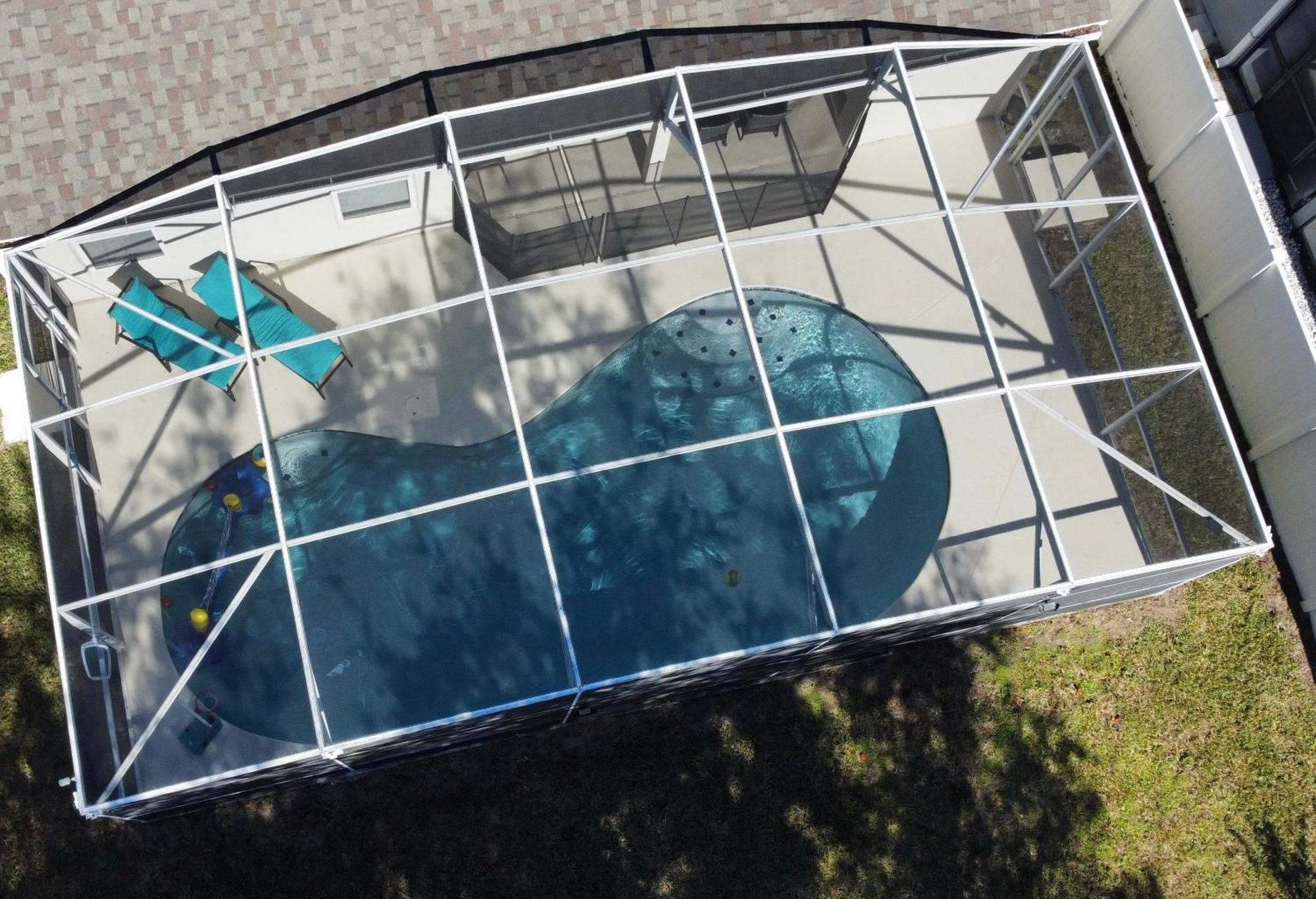 3 Bedroom With Poolside Cinema And Games Close To Theme Parks Sleeps 6 2
