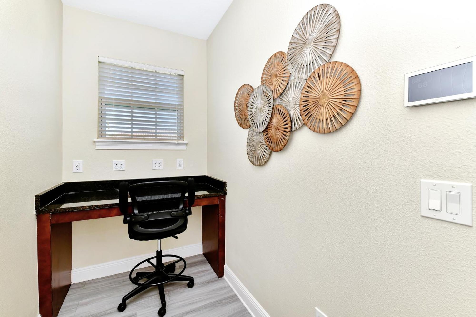 Gorgeous Six Bedroom House With Private Pool Near At Encore By Rentyl - 781la *