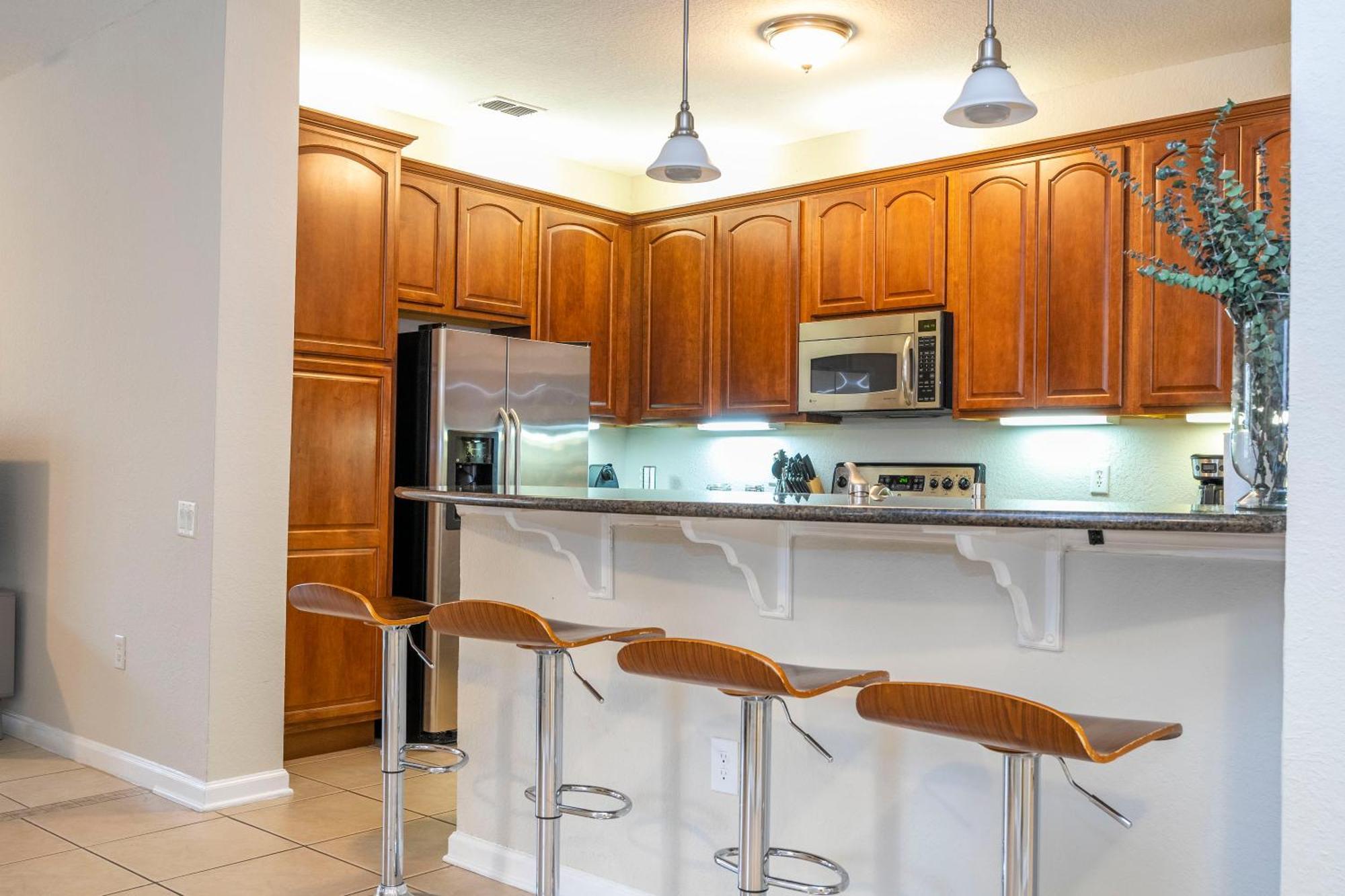 Renovated 4br 5min Conv Center