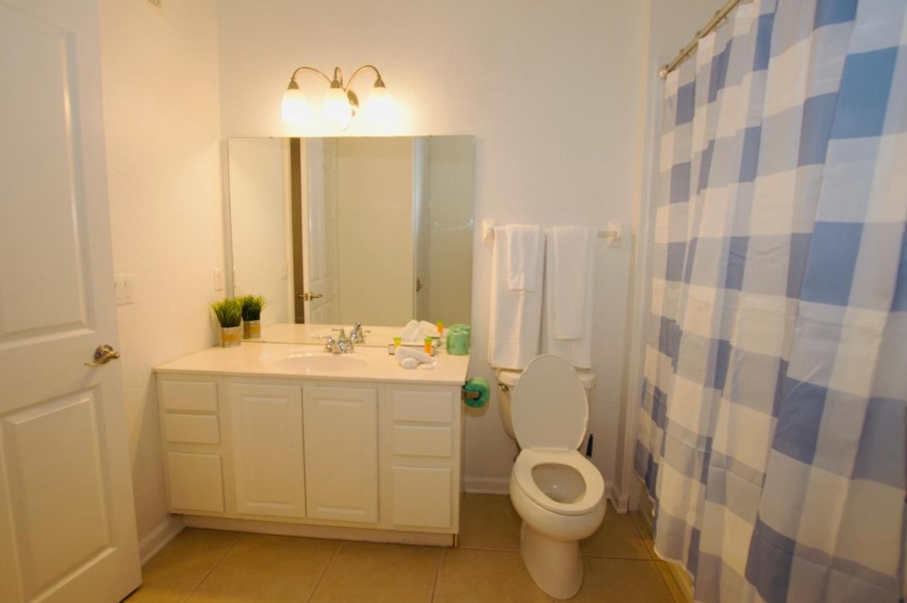 Vista Cay Luxury 2 Bedroom Apartment