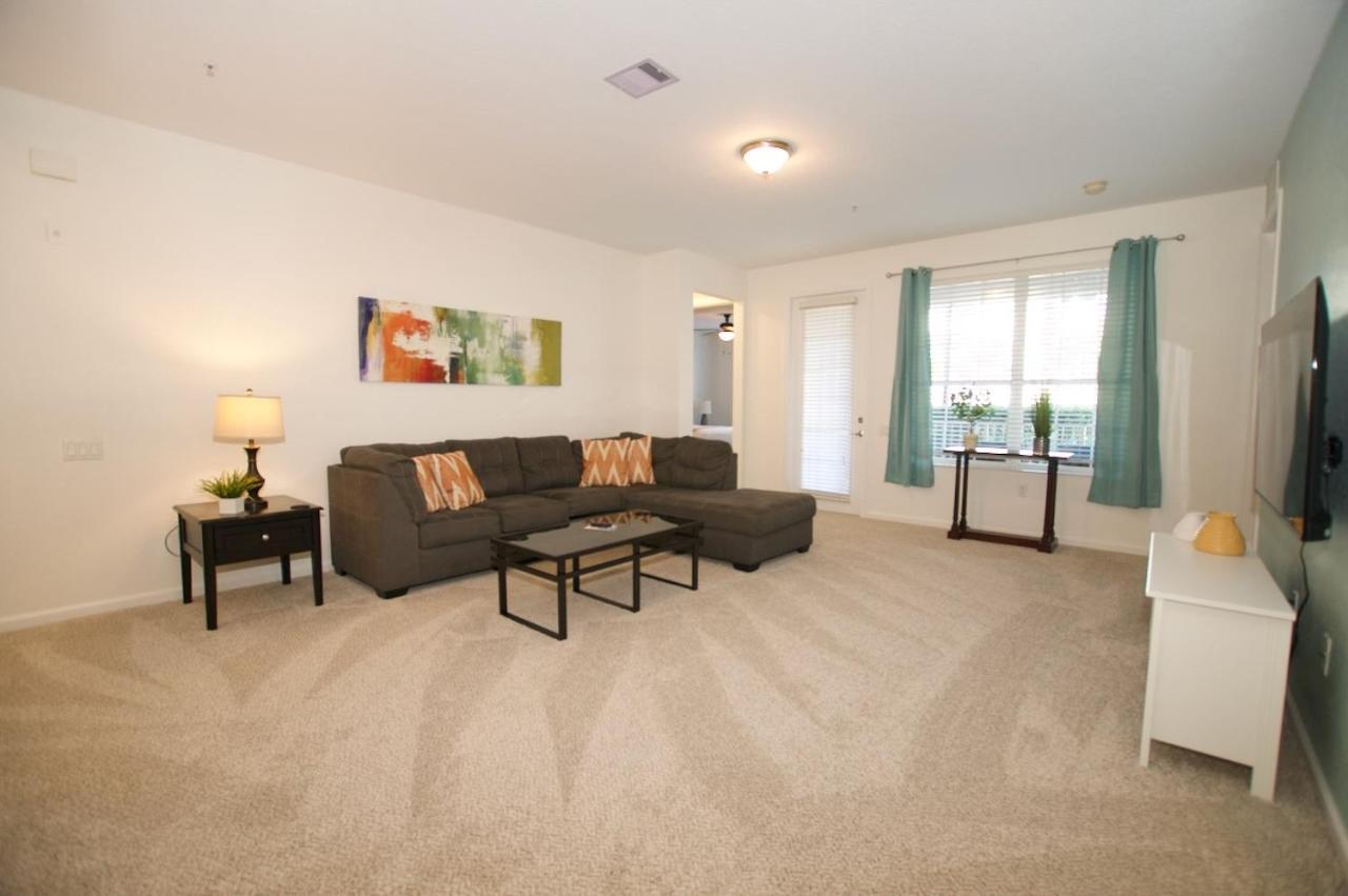 Vista Cay Luxury 2 Bedroom Apartment *