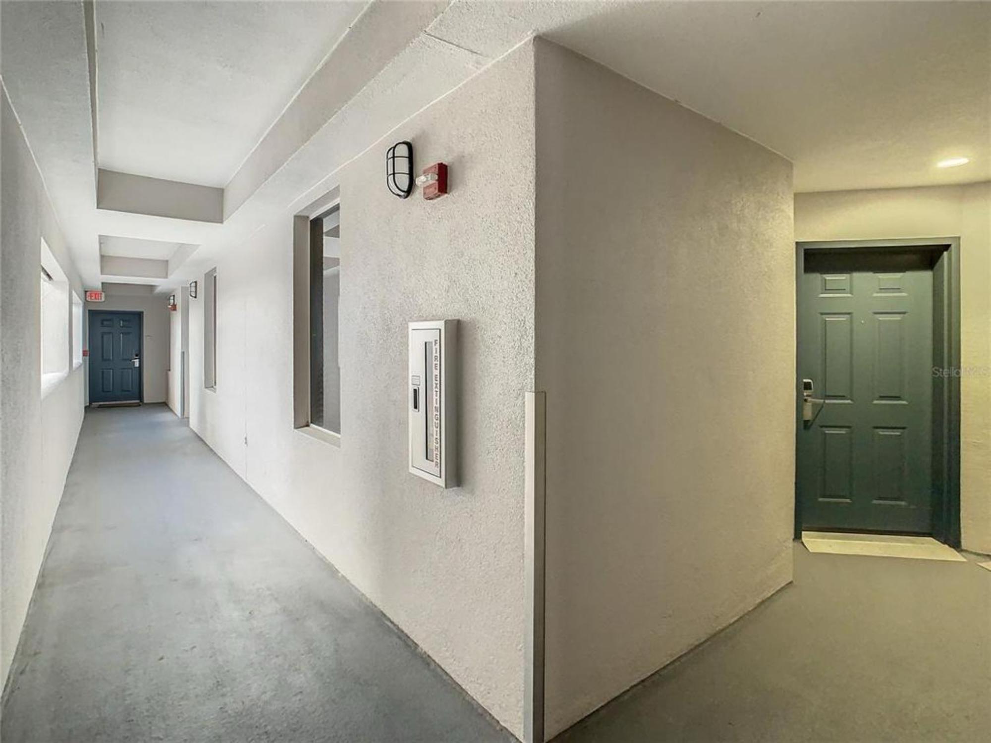 Disney 1 Mile , Blue Heron 1 Room 2 Bath,Amenities,6 Guests, Walk To Restaurants, No Fees At Check In Apartment