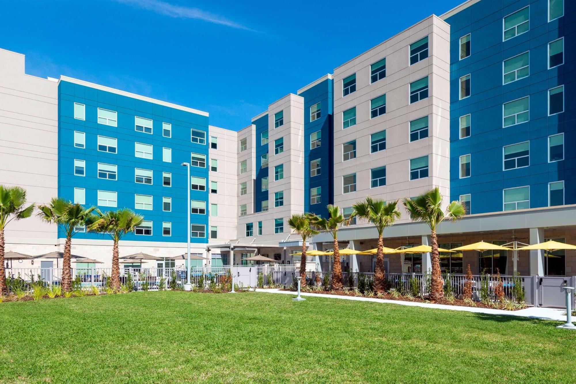 Hotel Hyatt House Airport 3*