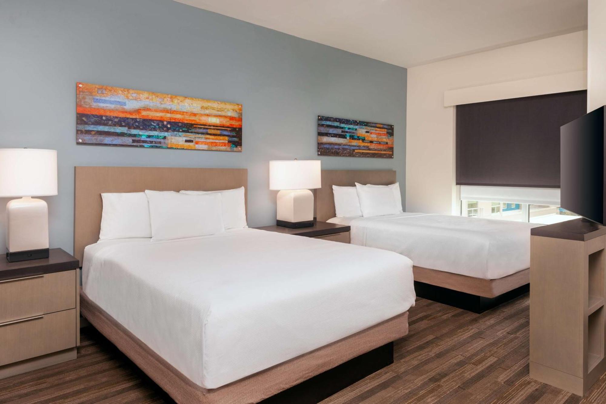 Hyatt House Airport 3*