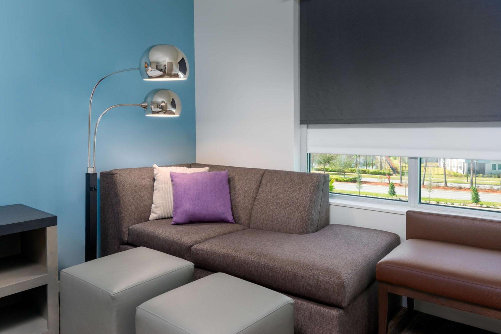 Hyatt House Airport Hotel 3*