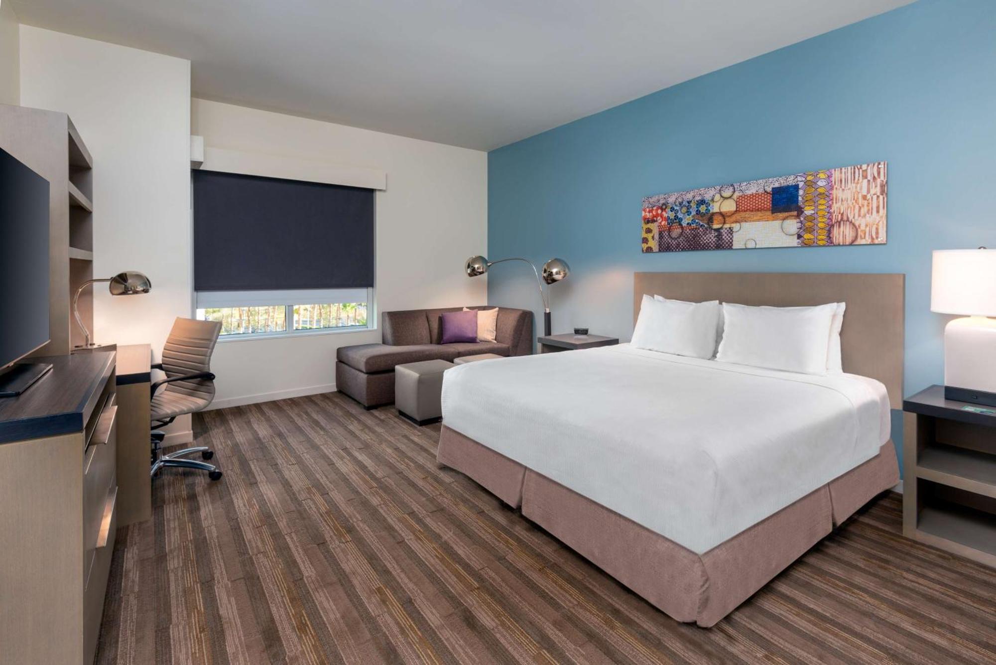 Hyatt House Airport Hotel