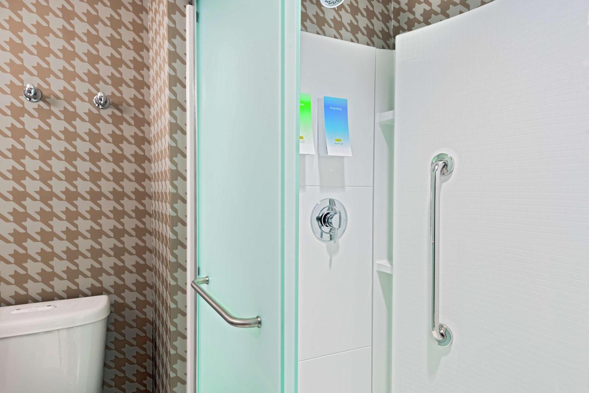 Home2 By Hilton Near Universal 3* Orlando