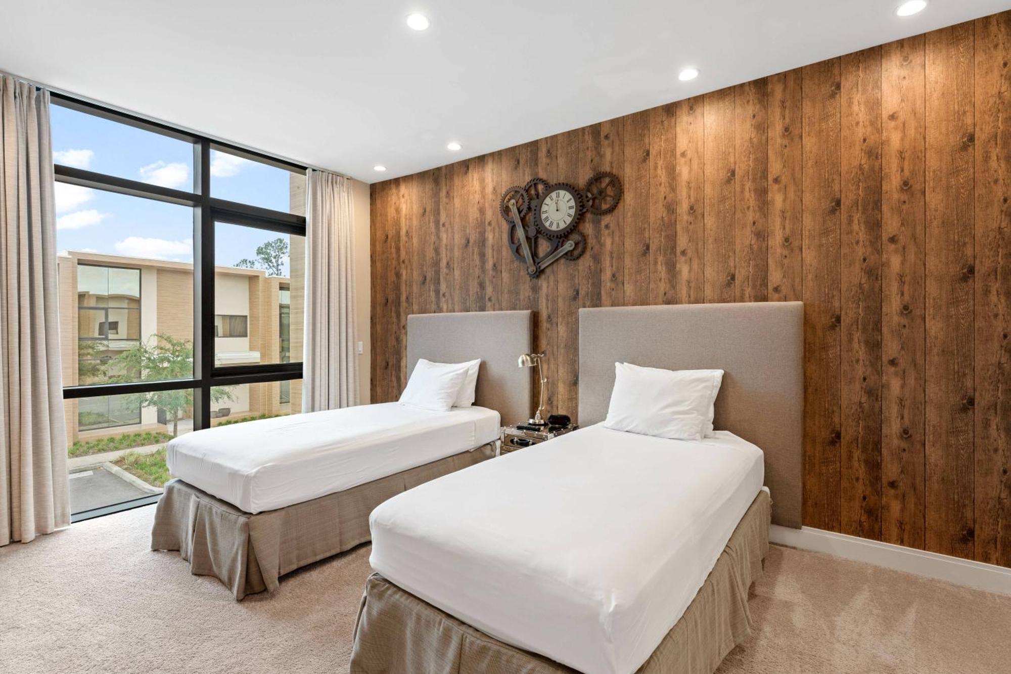 7462 Magic Village 8guests 4suites Near And 192 Holiday home *