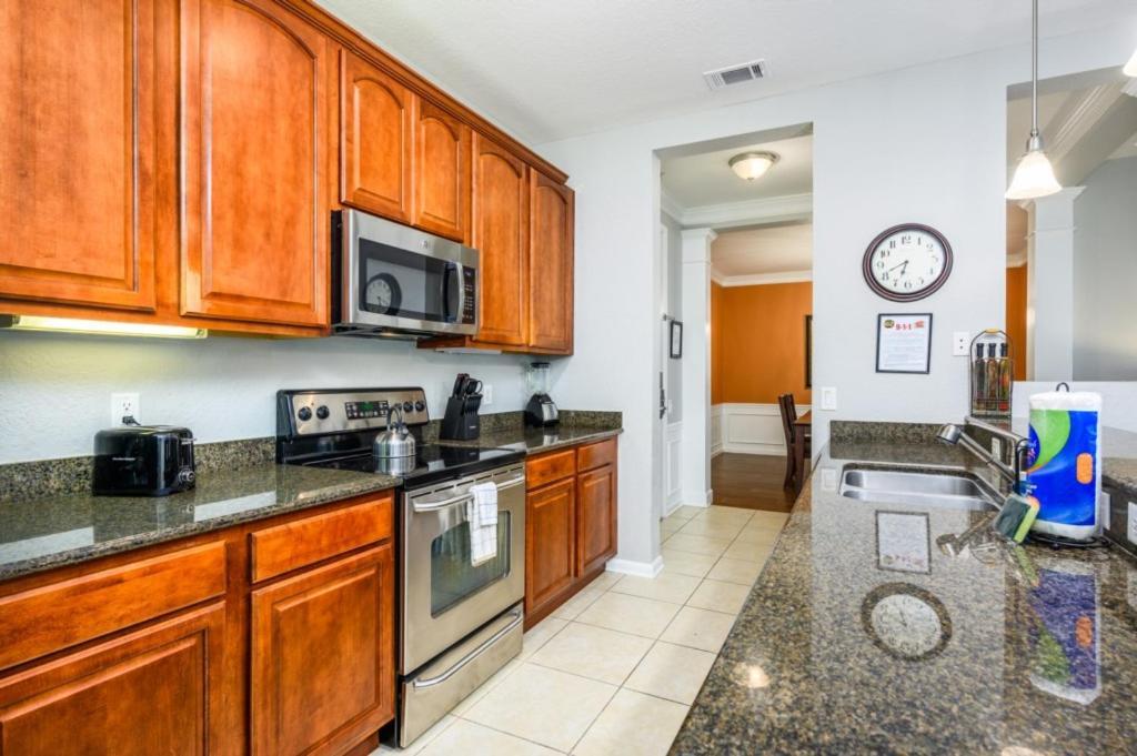 New Beautiful Lakeview Near The Parks - 1026 Apartment Orlando