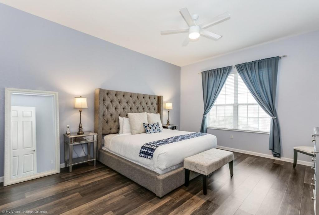 Beautiful Modern Vista Cay Condo, Near Parks-2011 * Orlando