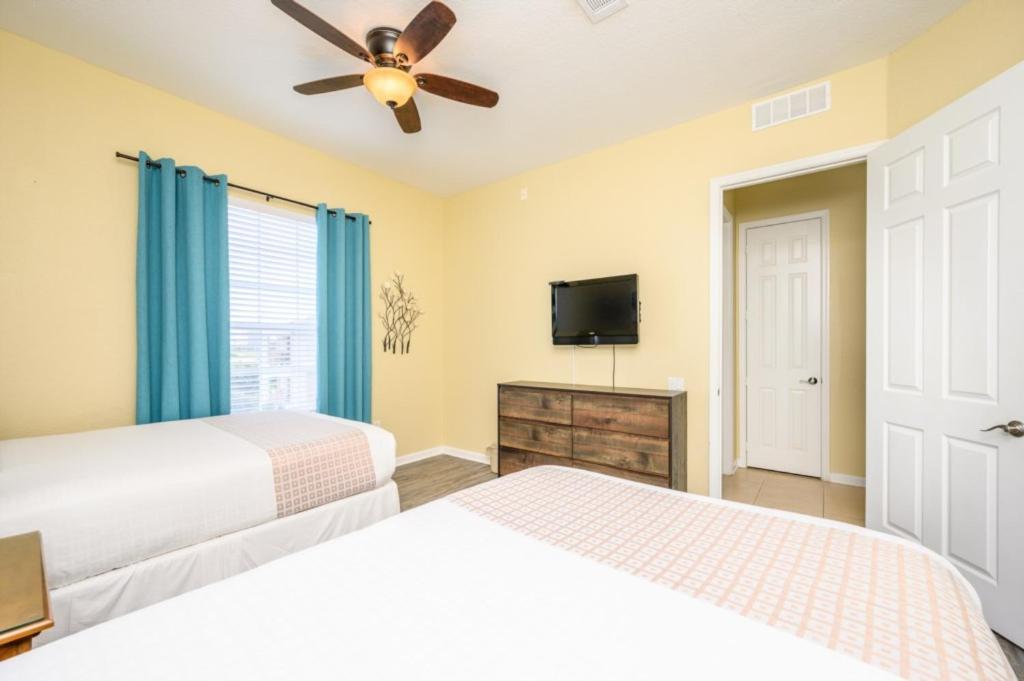 Apartment Beautiful Lakeview Vacation Condo, Vista Cay 1016 Orlando