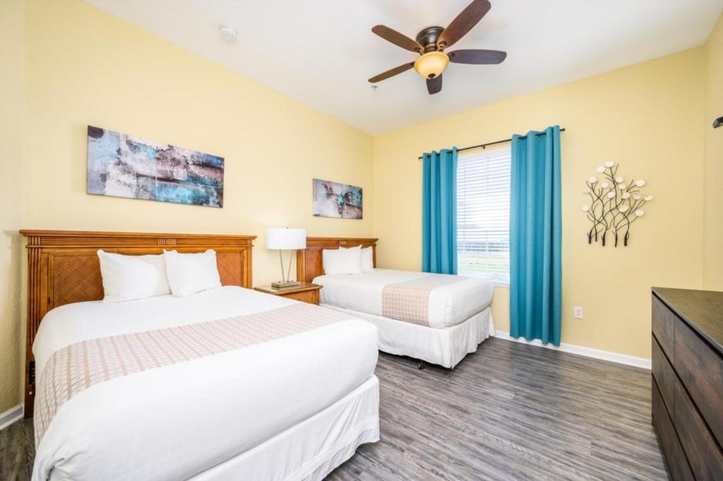 Beautiful Lakeview Vacation Condo, Vista Cay 1016 Orlando