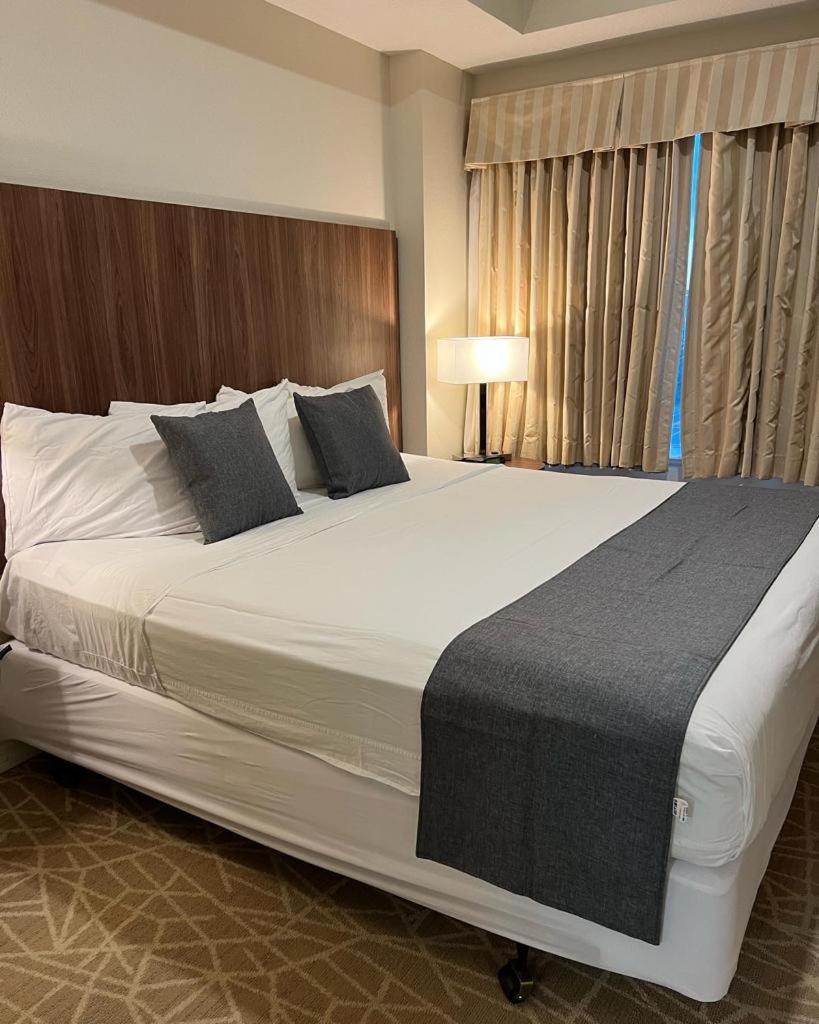 Apartment The Point & - 503 Luxury - Pool View - Close To Universal