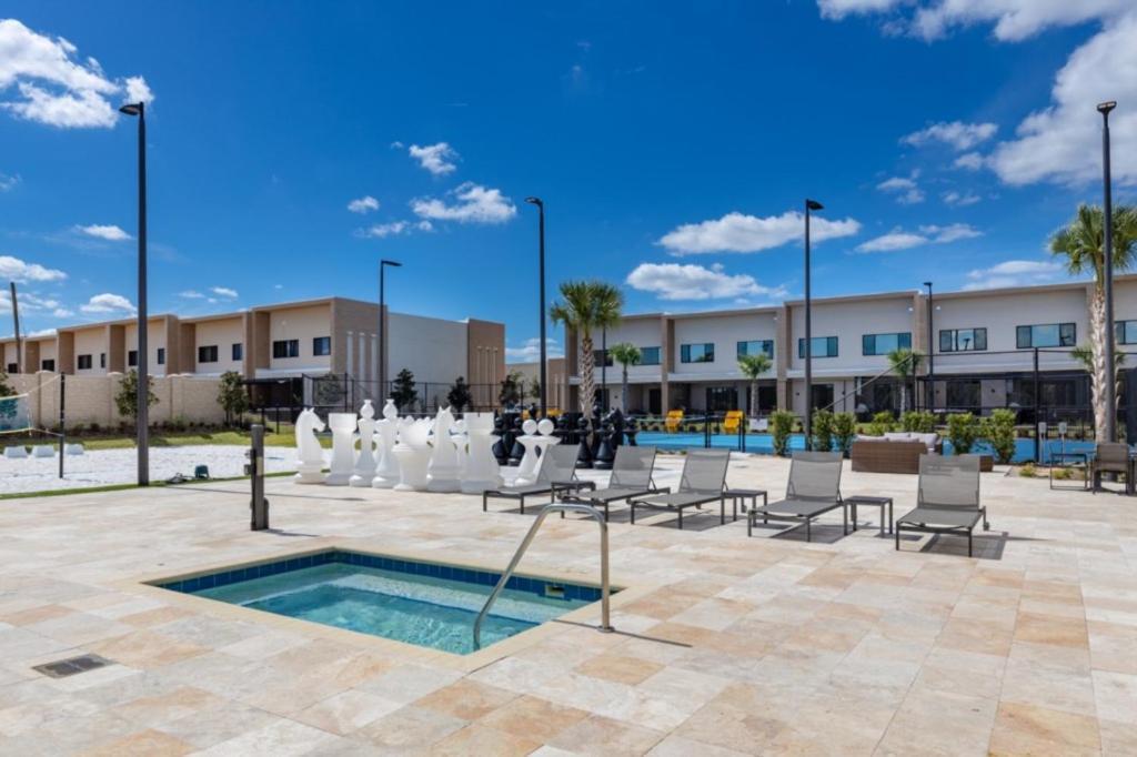 4 Bedrooms- 4,5 Bathrooms- Magic Village 3082 Rw *