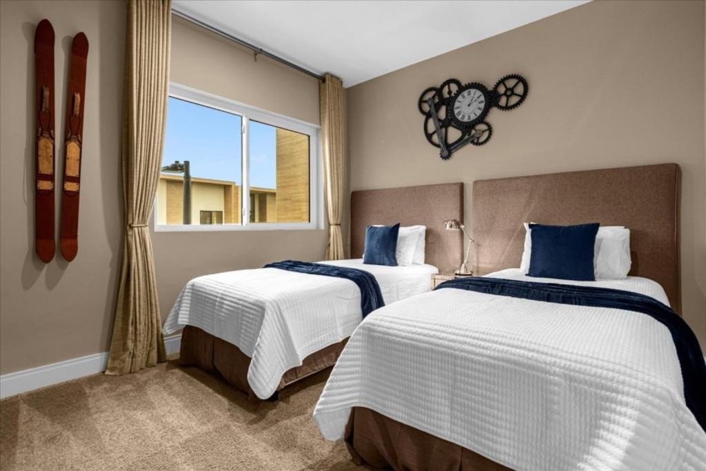 4 Bedrooms- 4,5 Bathrooms- Magic Village 3082 Rw Holiday home
