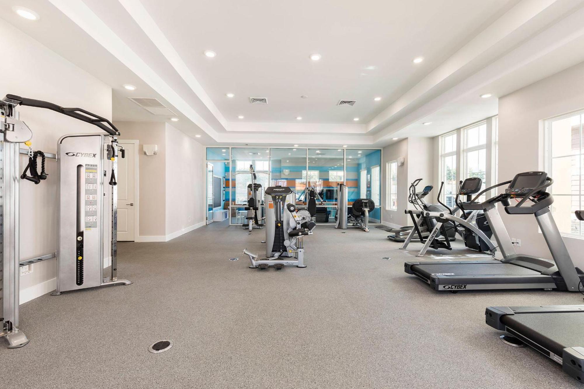 Stunning 5 Min To Holiday home Orlando
