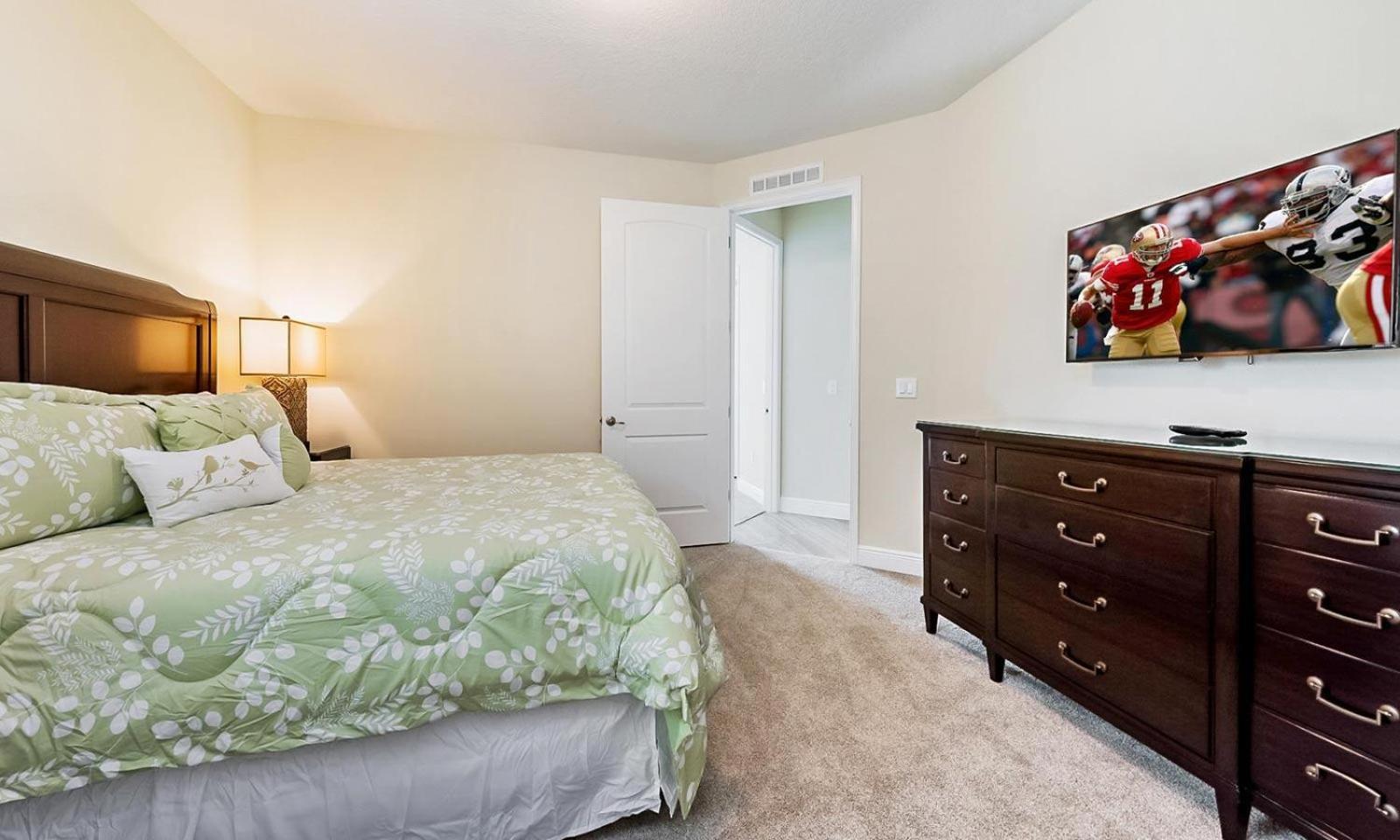 Spacious 10 Bdrm House With Private Pool And At Encore Holiday home *
