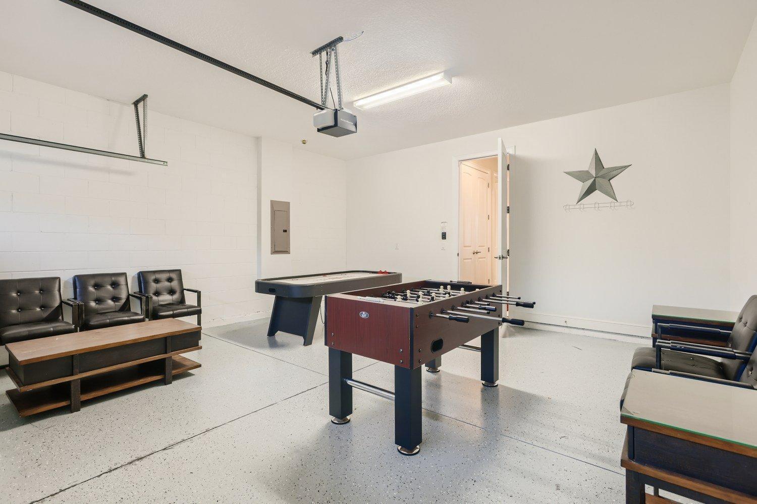Sunset 6 Bdrm With Modern Living At Encore Holiday home