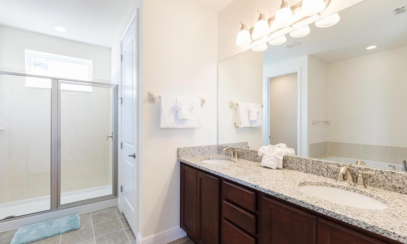 Holiday home Lively 6 Bdrm With Galactic Themed Bedroom At Encore Orlando