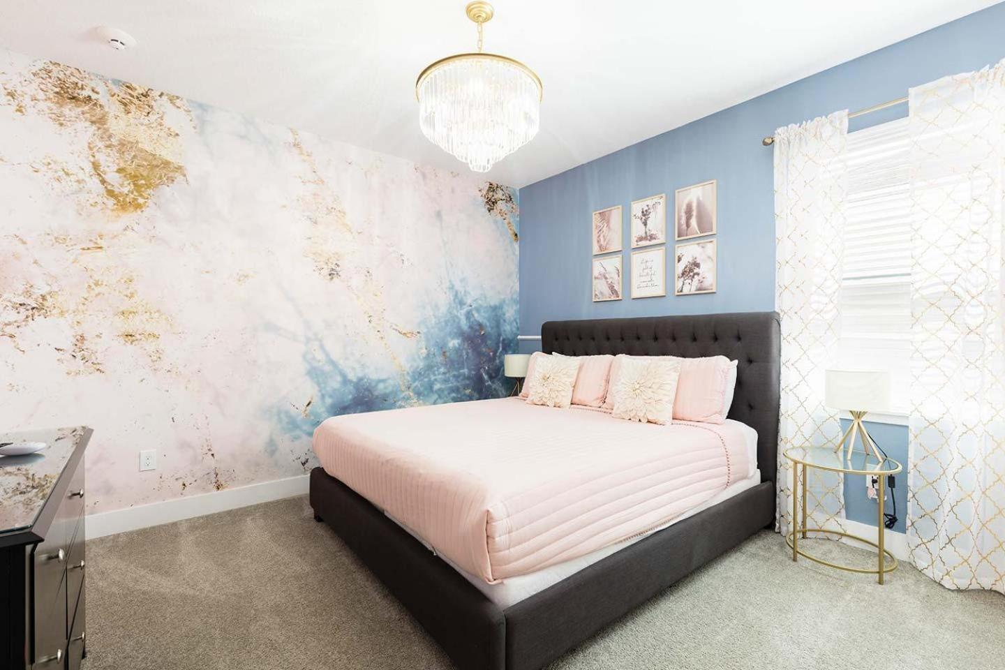 Charming 8 Bdrm With Games At Encore Holiday home