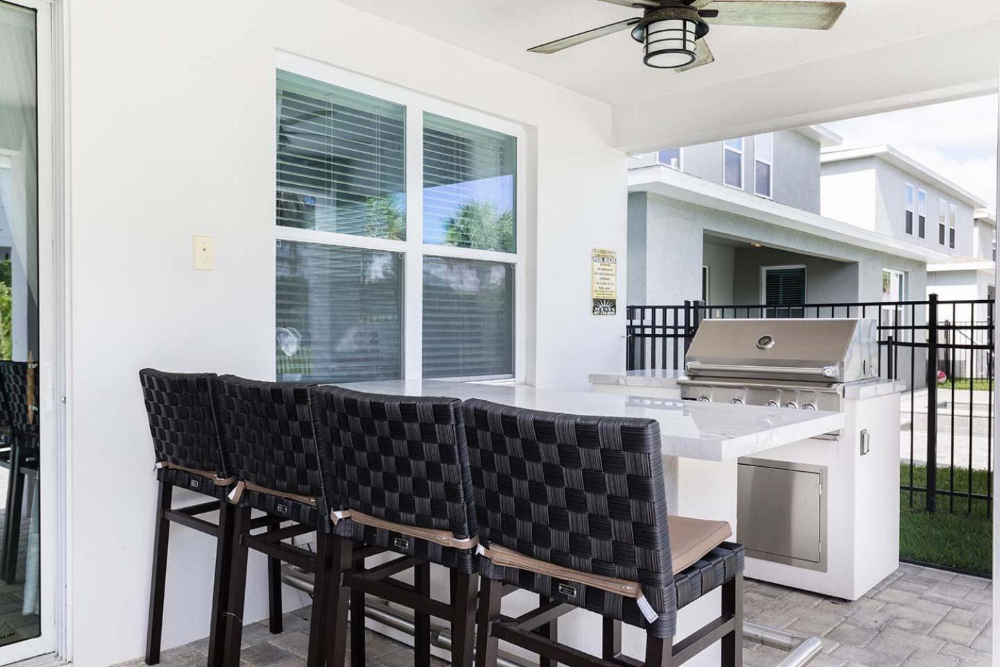 Charming 8 Bdrm With Games At Encore Holiday home Orlando