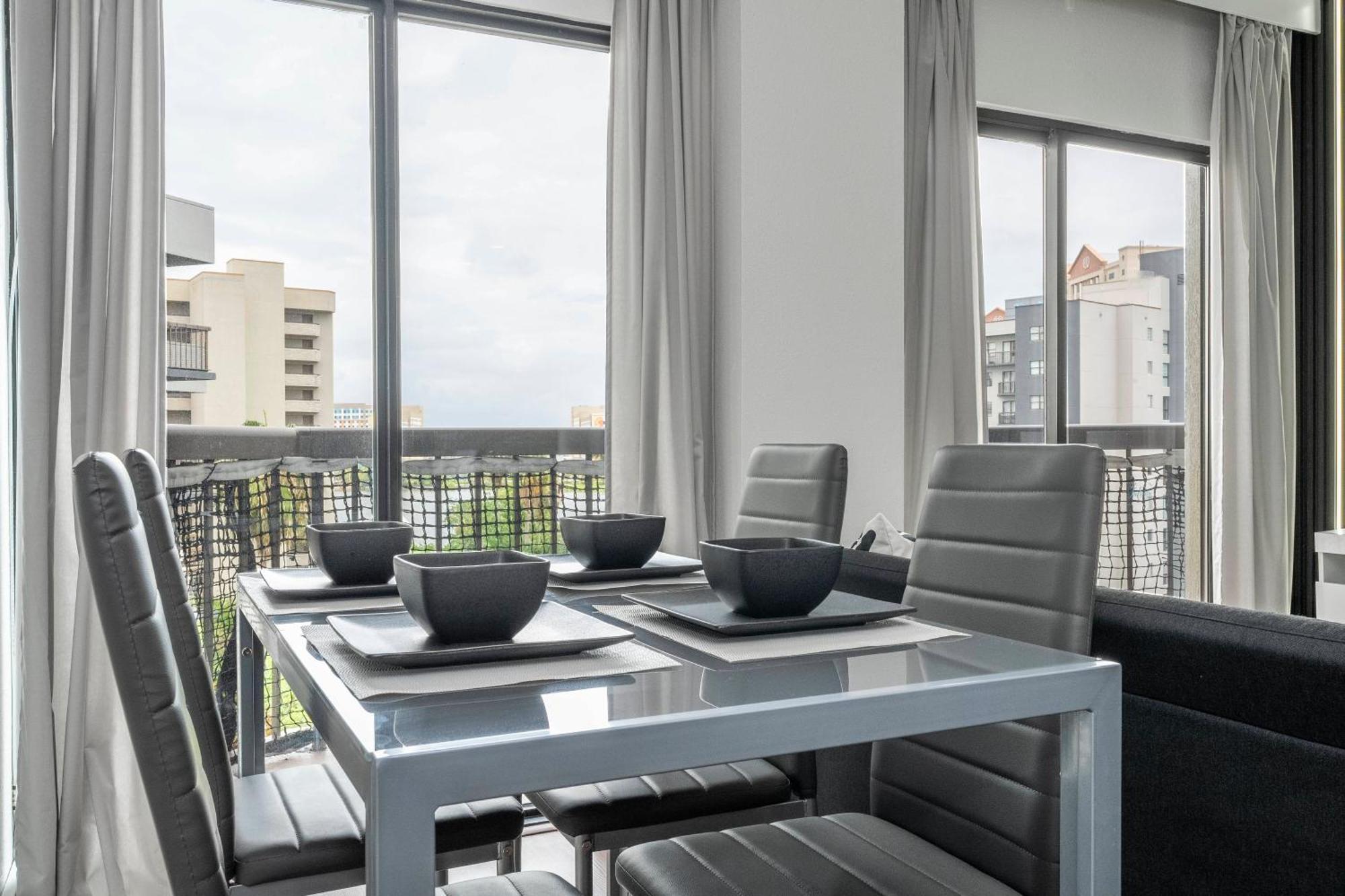 Cozy 2br Condo-modern-best Location-6165 * Orlando