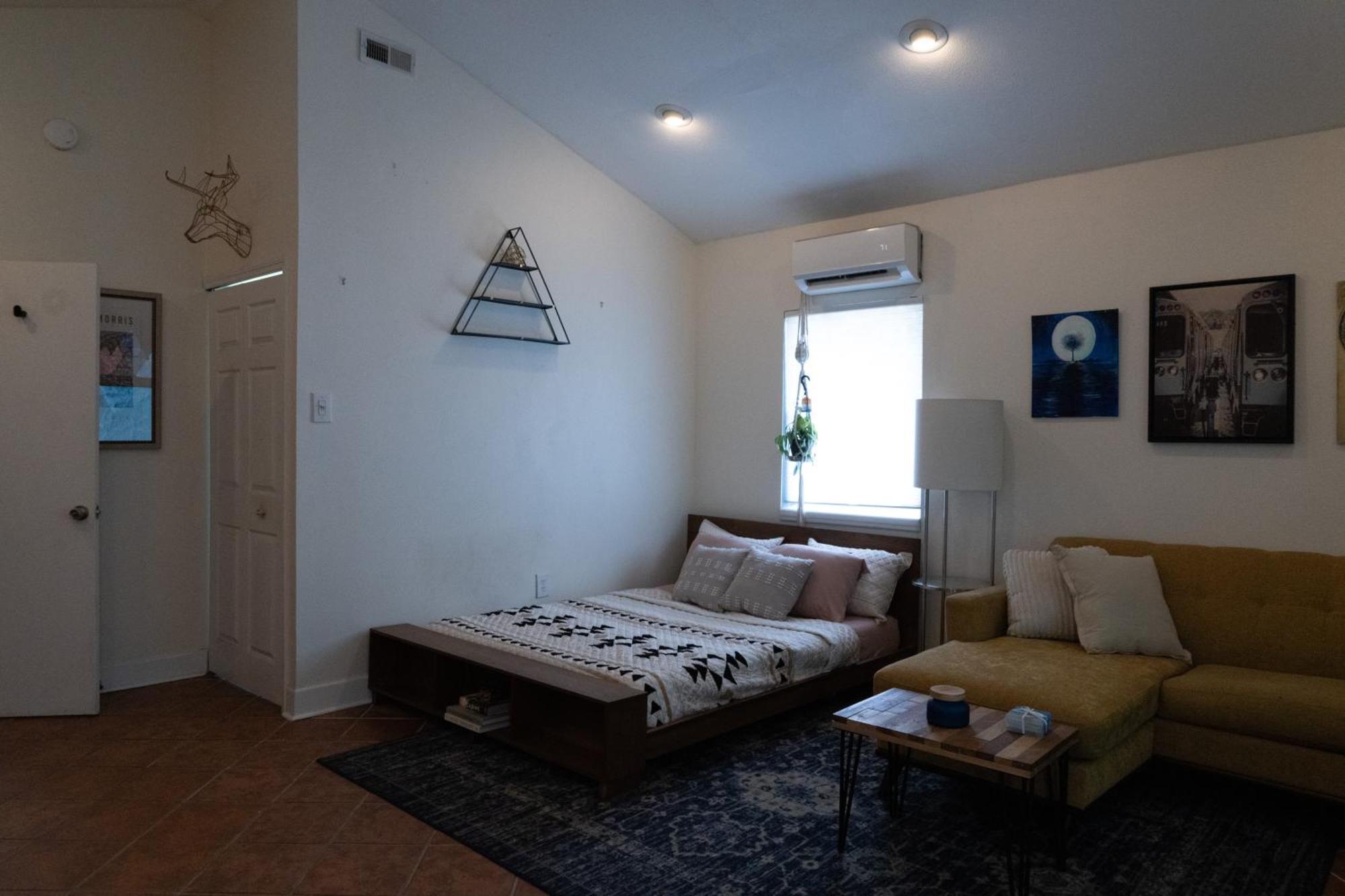 Holiday home Lofty Dreams B&b, Near & Universal *