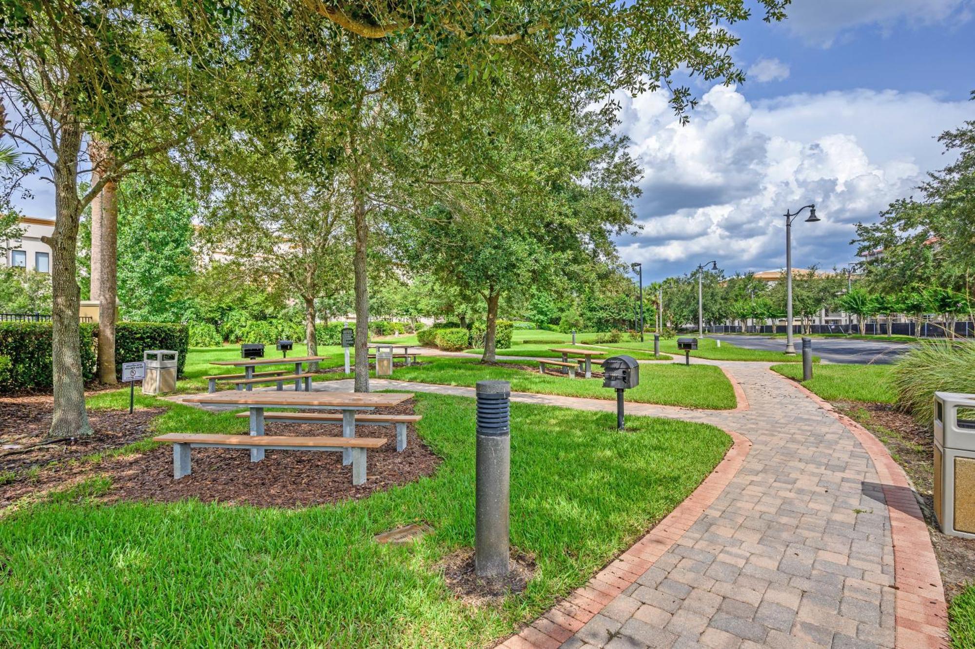 New And Gorgeous Townhome, Vista Cay - 4008 Apartment