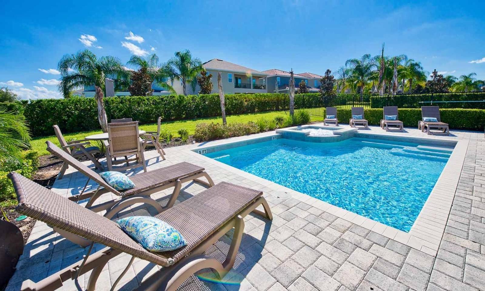 Custom 9 Bdrm With Stunning Themes At Encore Orlando