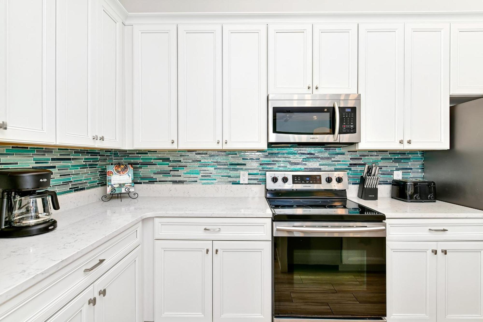 Holiday home Paradise With Private Pool Near With Margaritaville Access - 8085su *