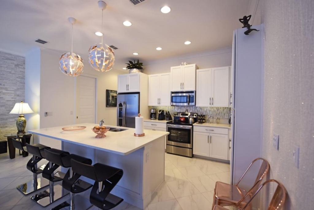 - Festival 5 Holiday home