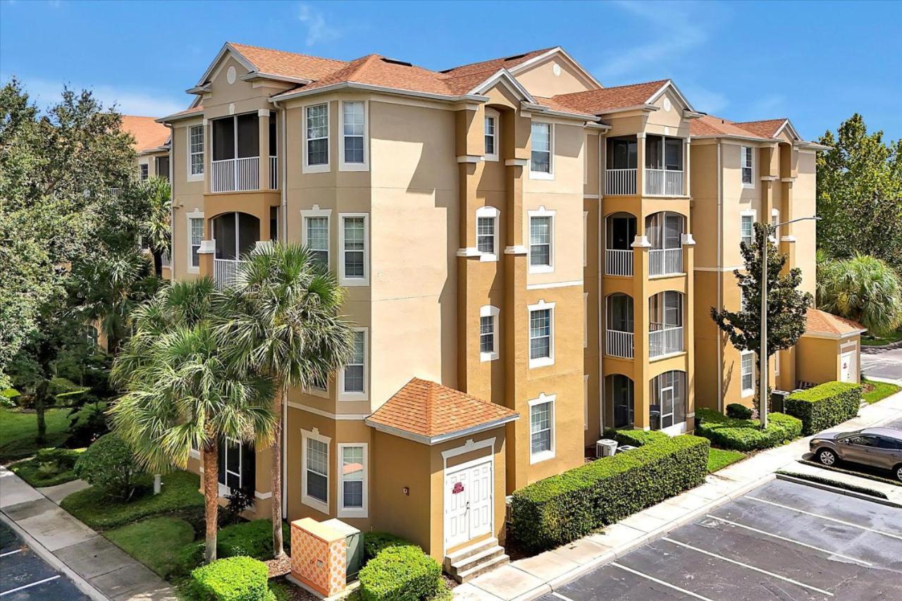 Holiday home Windsor Hills Spacious Condo,pool,slides,by *