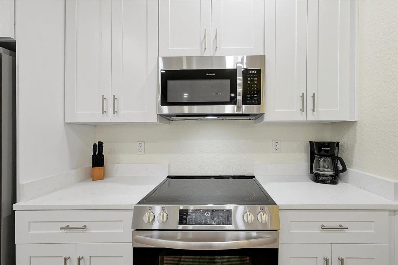 Holiday home Windsor Hills Spacious Condo,pool,slides,by *
