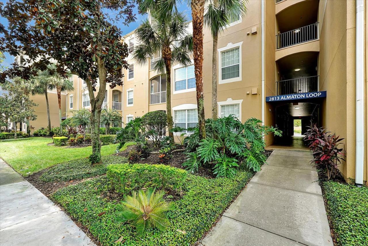 Windsor Hills Spacious Condo,pool,slides,by * Orlando