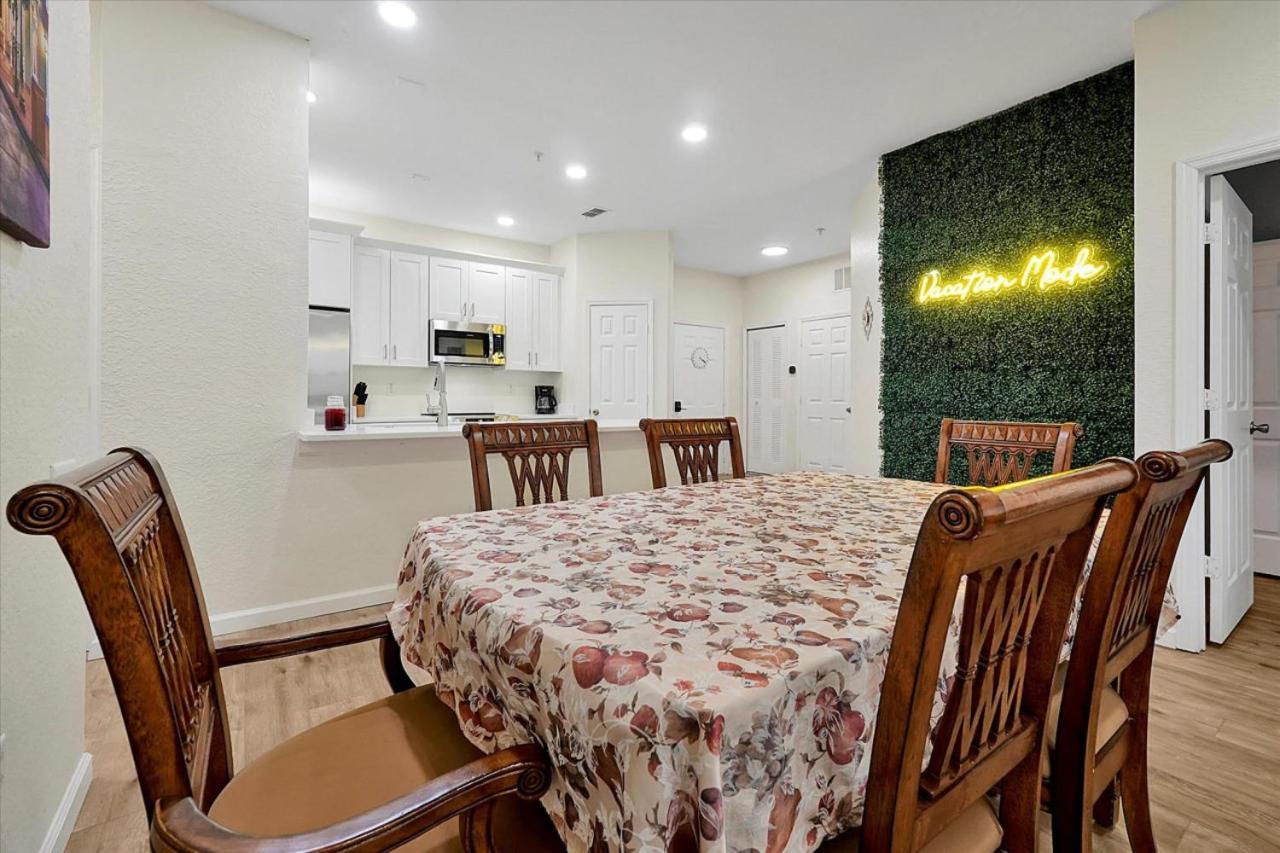 Holiday home Windsor Hills Spacious Condo,pool,slides,by