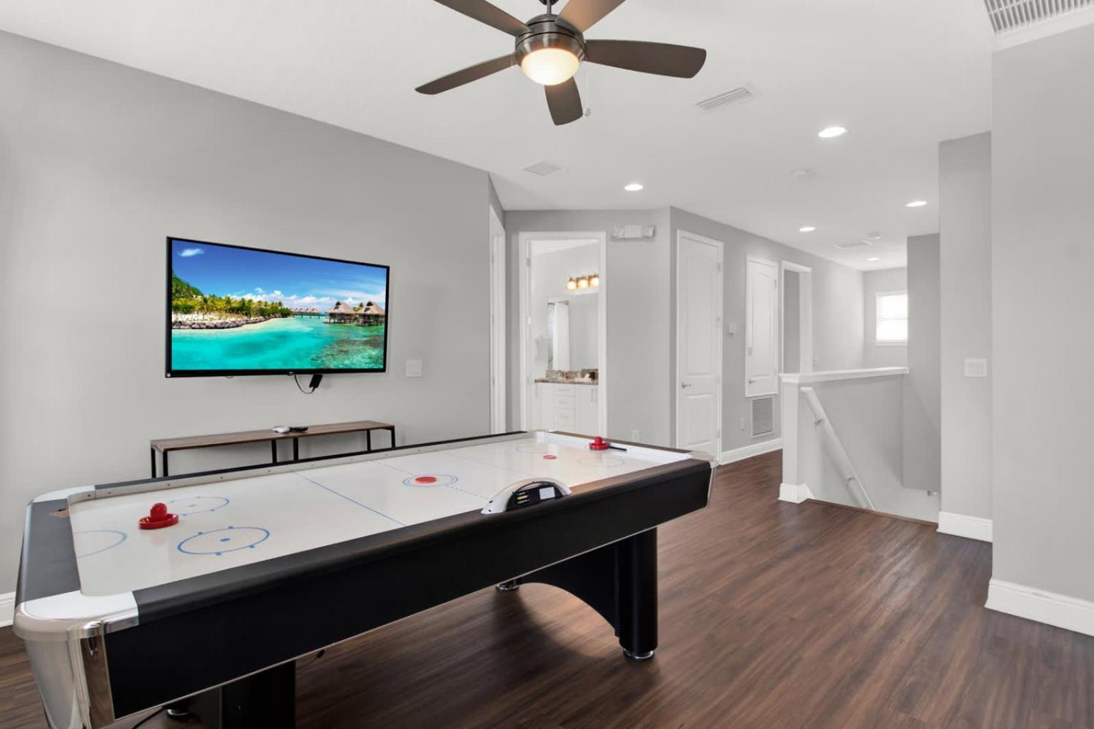 Minutes To Pool Air Hockey Dog Friendly *