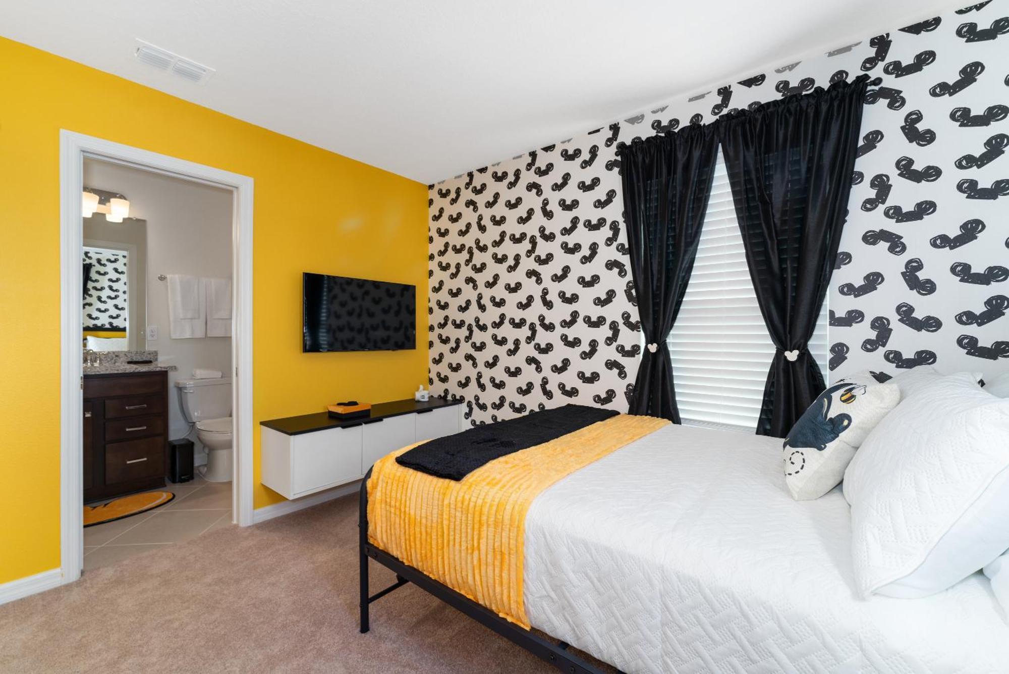 Incredible New 5bd With Pool And Bbq Grill *